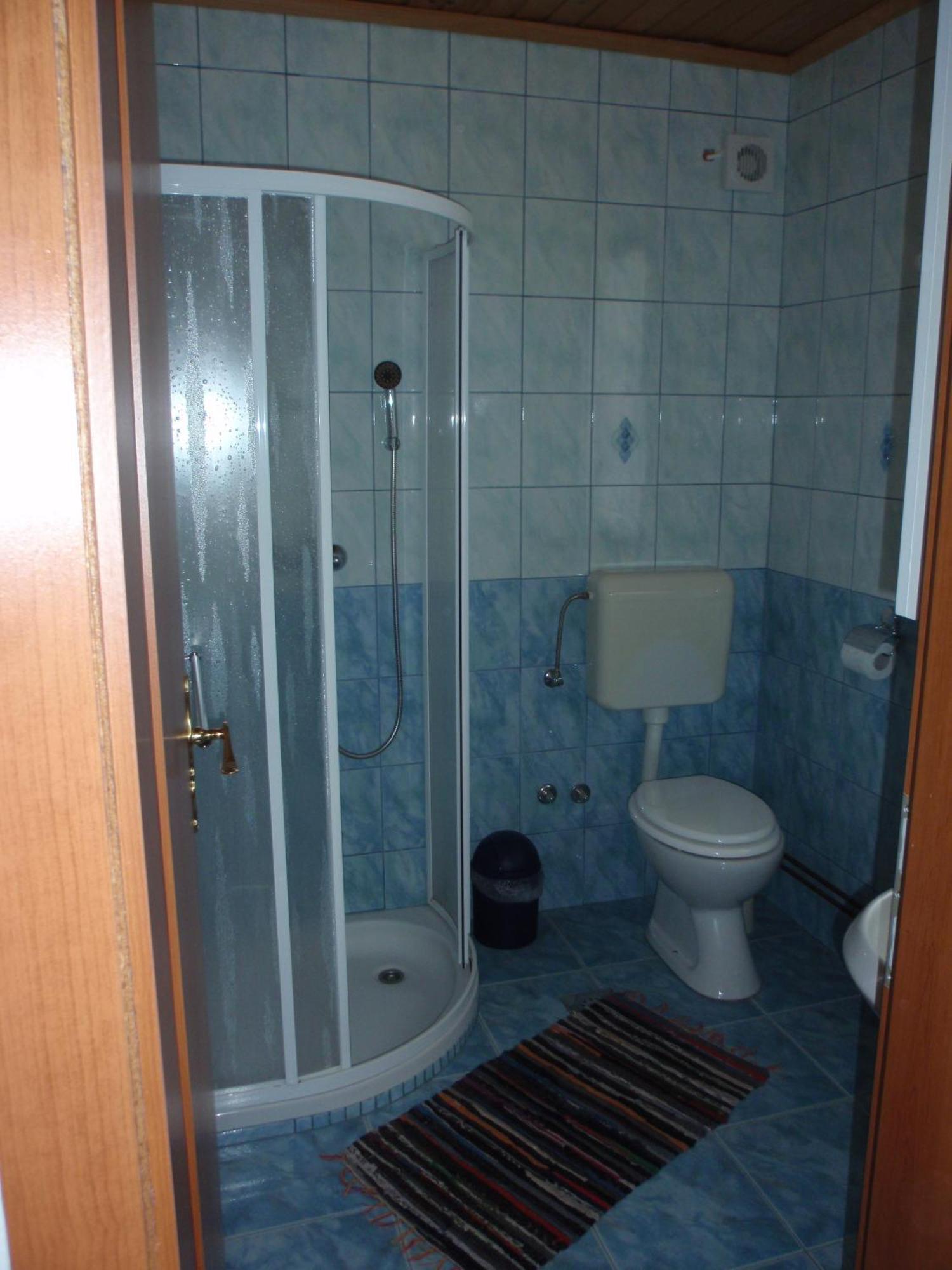 Apartmens And Rooms Sostar Церкно Екстер'єр фото