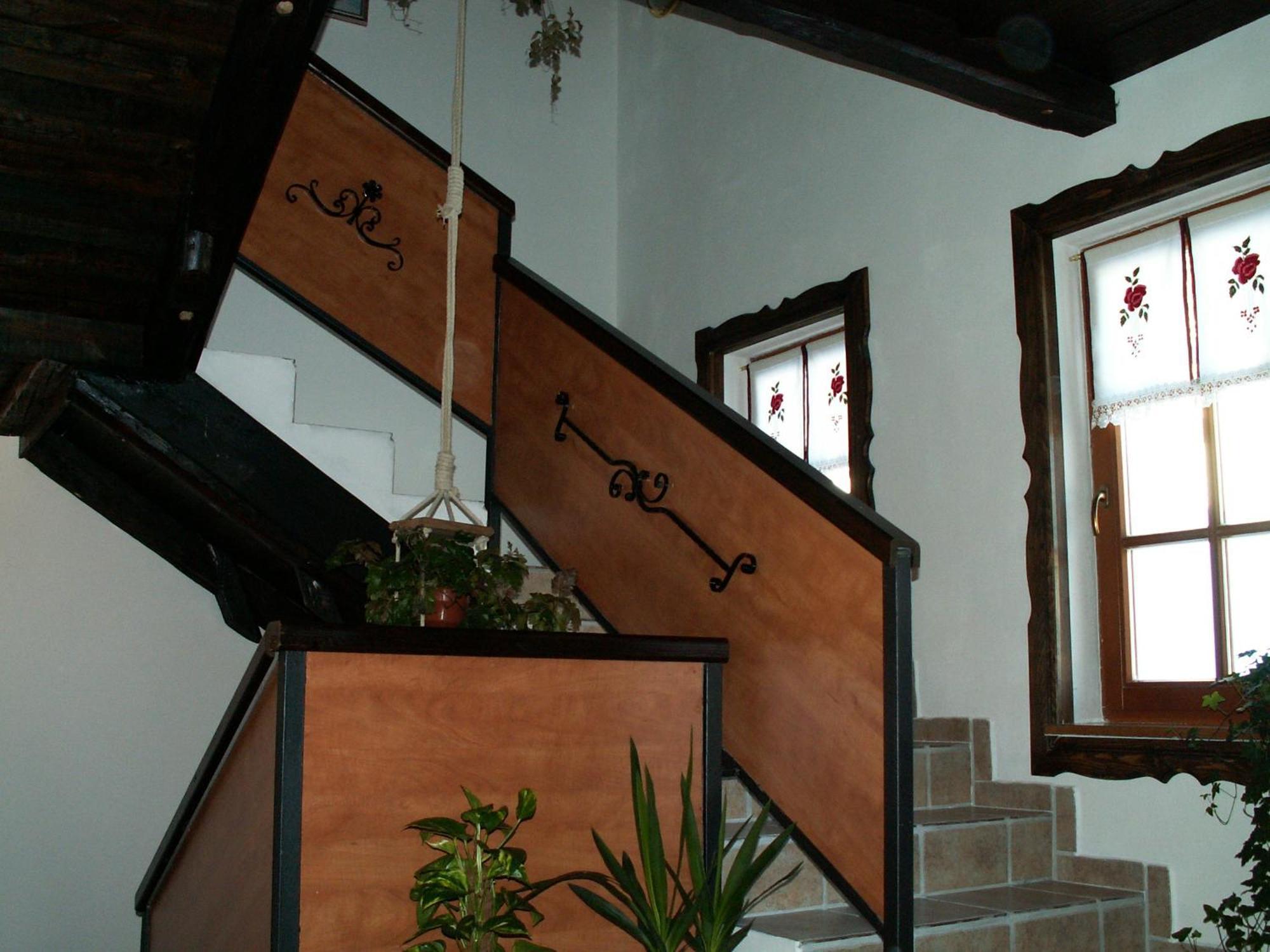 Apartmens And Rooms Sostar Церкно Екстер'єр фото
