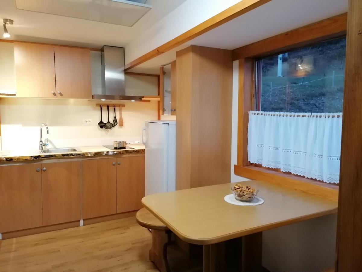 Apartmens And Rooms Sostar Церкно Екстер'єр фото